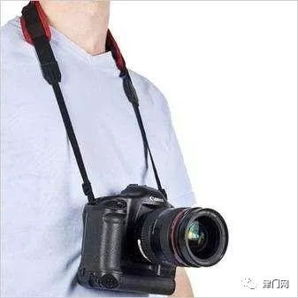 灰卡,反光板,豎拍手柄等等,來看看各種攝影工具的知識吧