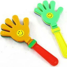 楊春迎拍手器 從街頭藝人到網(wǎng)絡紅人的創(chuàng)新之路