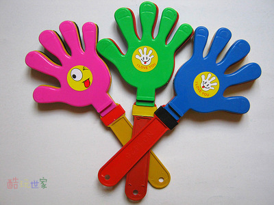 掌中喝彩，歡樂無限 解析義烏華多玩具廠24CM中號拍手器